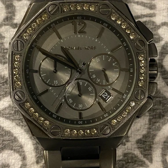 Unique Michael Kors Charcoal/Gunmetal Octagon Watch with rhinestones - Picture 6 of 6